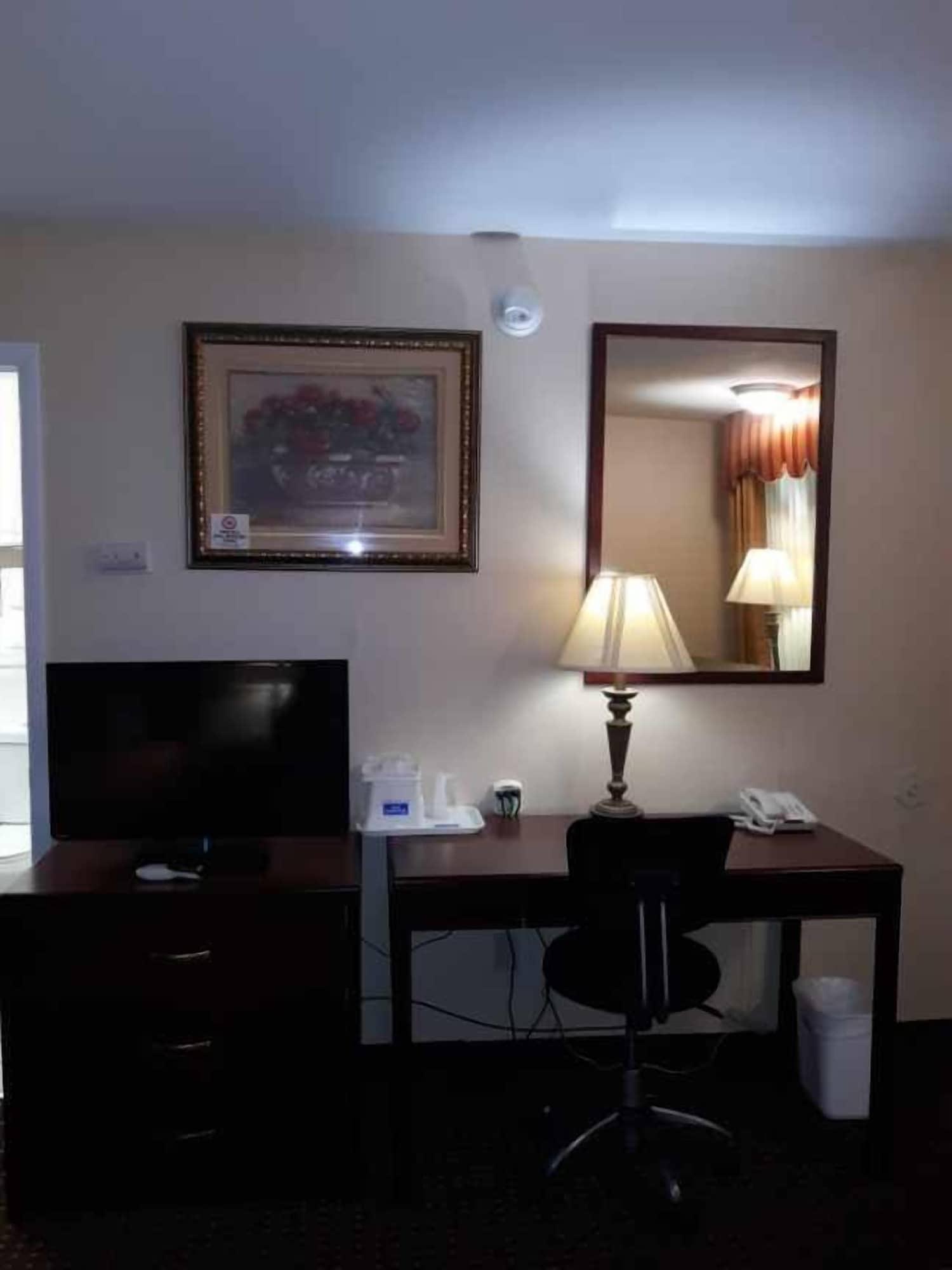 Rodeway Inn Weedsport Exterior foto