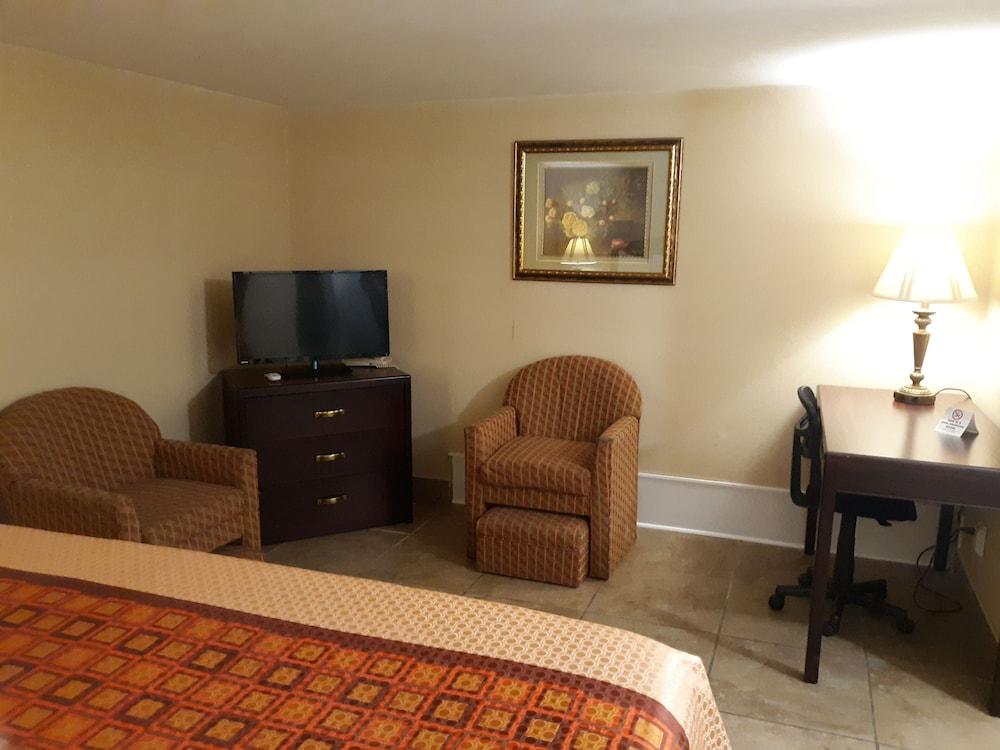 Rodeway Inn Weedsport Exterior foto